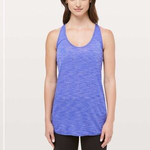 Lululemon Essential Tank
Heathered Size 6